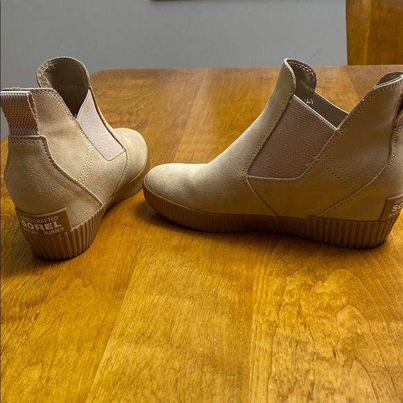 Sorel Out N About slip on wedge boots - Picture 4 of 6